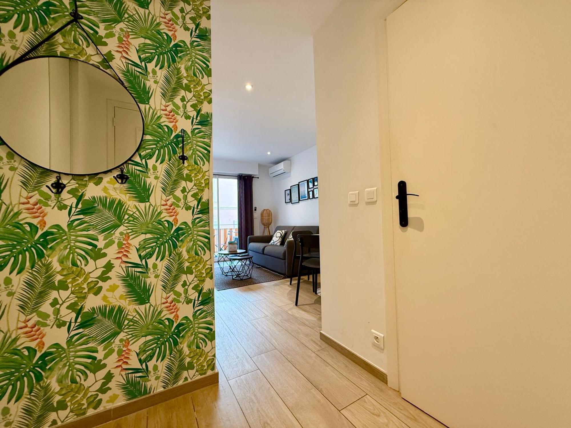Beau studio neuf situé au centre Cannes Exterior foto